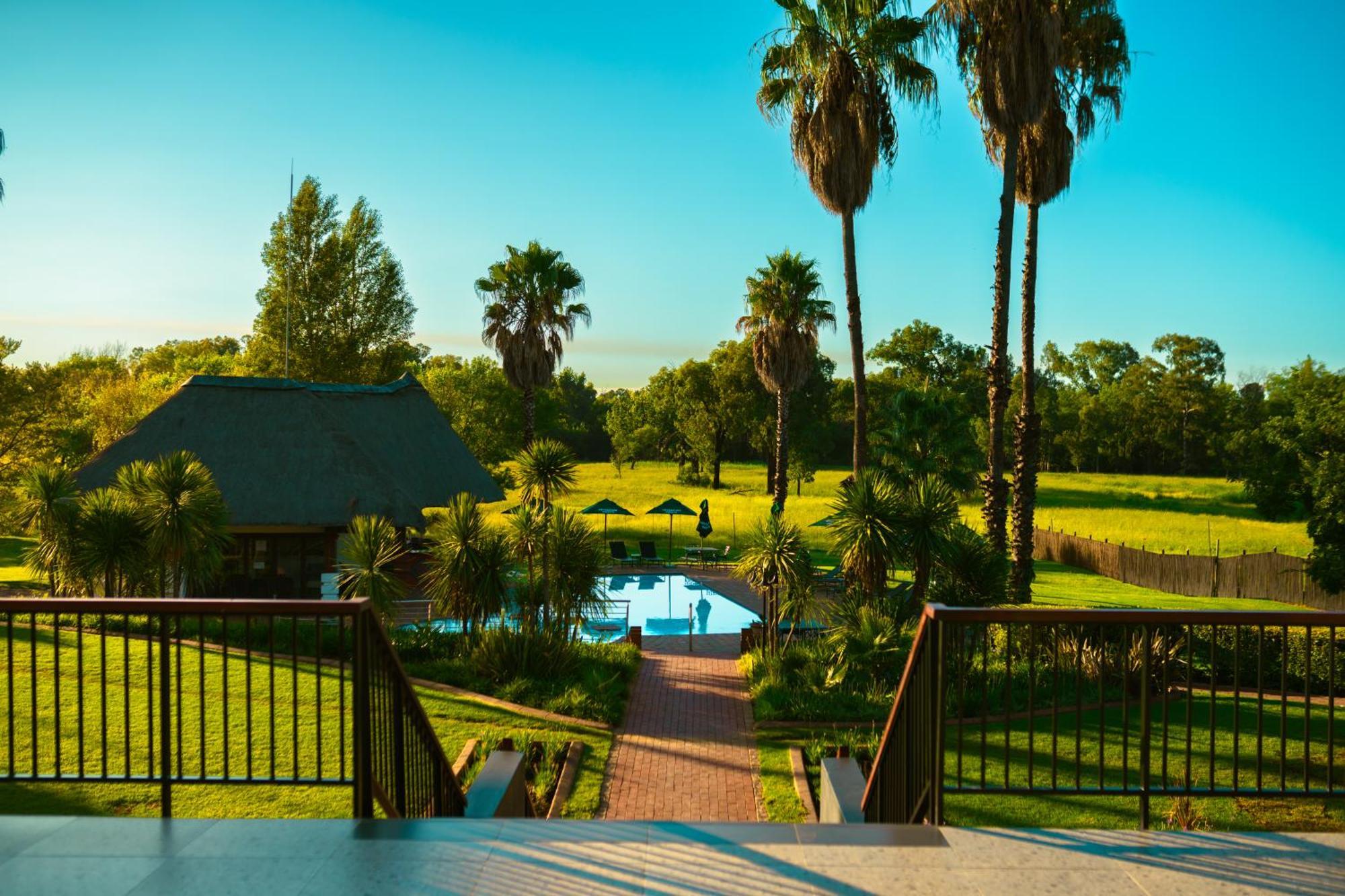 Emerald Resort & Casino Vanderbijlpark Exterior photo